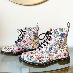 Rare Dr. Martens 1460 Pascal Floral Wanderlust Boots Size 10
